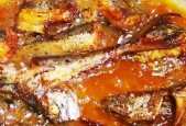 冷冻大黄花鱼的美味烹饪法（简单又可口的家常菜肴）