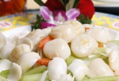 以西芹百合炒菜，健康营养美味一网打尽（打造营养丰富的西芹百合炒菜）