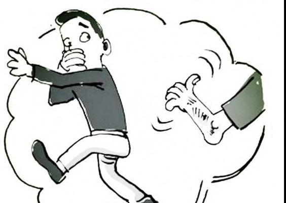 解决夏天脚臭的方法（有效消除脚臭）  第1张