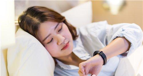 长期失眠困扰，该如何解决（科学方法助你摆脱夜晚烦恼）  第2张