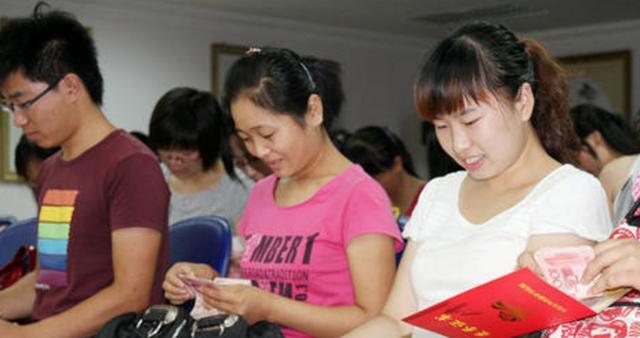 大一新生买电脑建议？如何选择适合自己的电脑型号？  第1张