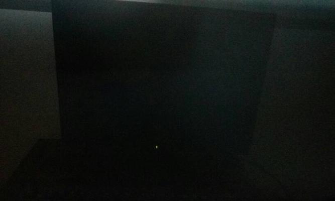 电脑黑屏死机伴随滋滋声？可能是哪些硬件问题？  第2张
