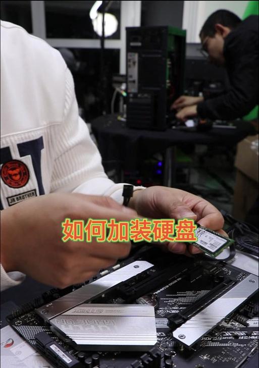 戴尔笔记本G15固态硬盘安装步骤？  第1张