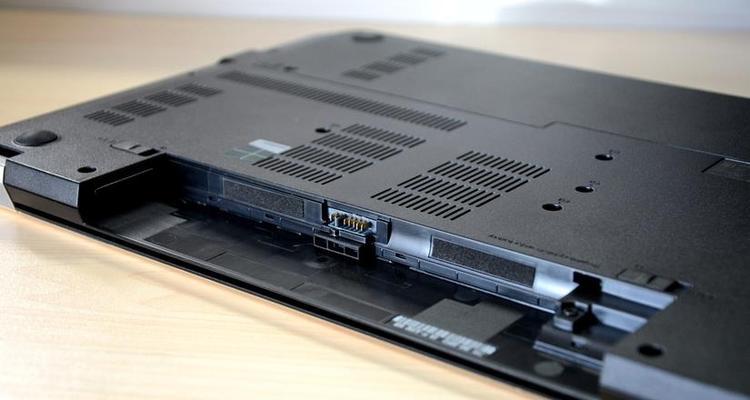 联想E570C笔记本触摸板更换步骤是什么？需要哪些工具？  第1张