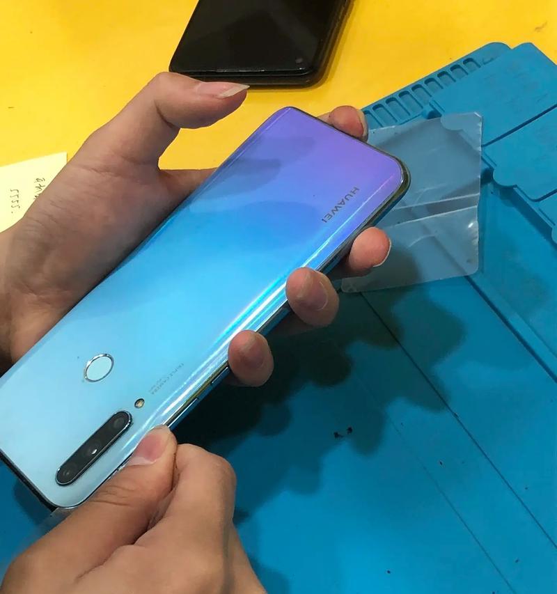 手机摄像头金属背板材质是什么？有何特点？  第1张